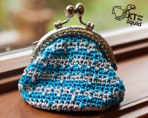 Sizzle coin purse free crochet pattern