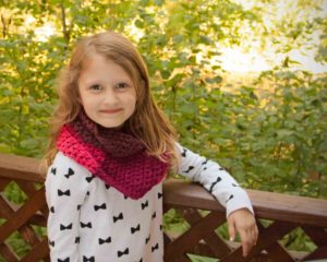 Cherry Cowl Free Pattern and Sweet Roll Review | KT and the Squid