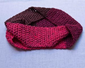 Cherry Cowl Free Pattern and Sweet Roll Review | KT and the Squid